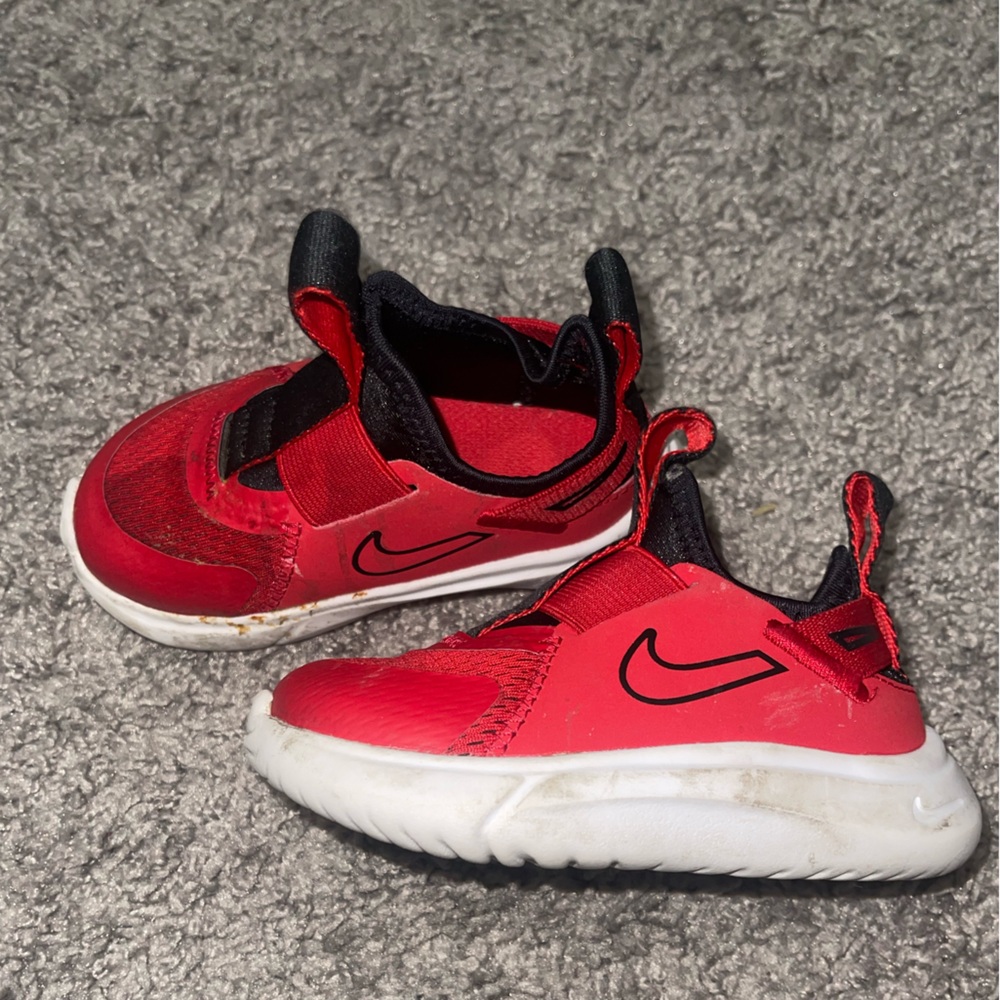 Nike size 6C toddler shoes